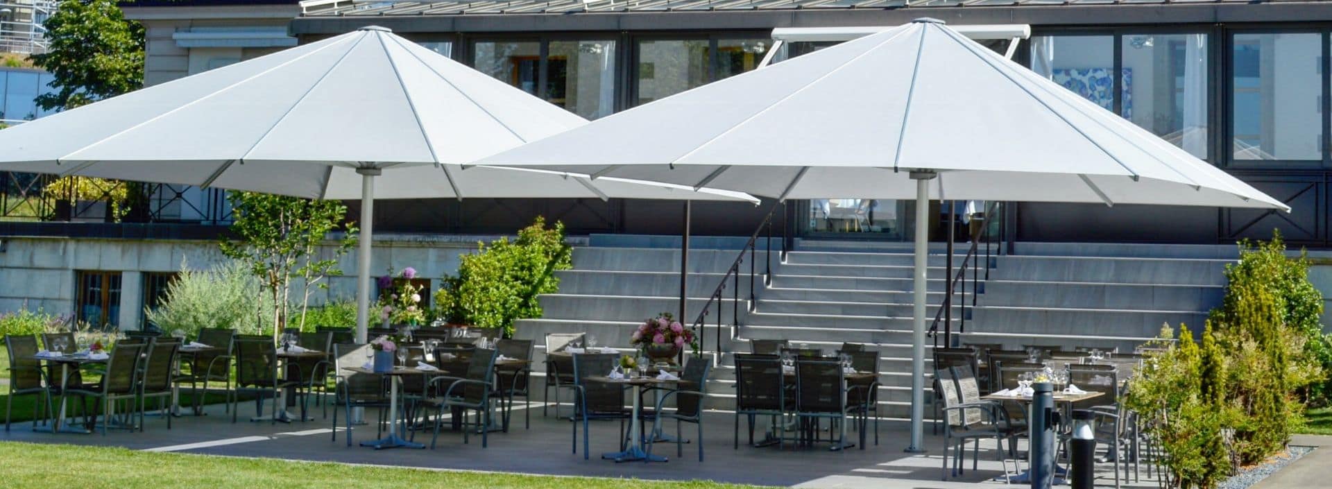 Restaurant avec terrasse a Genève - Restaurant with Terrace in Geneva -